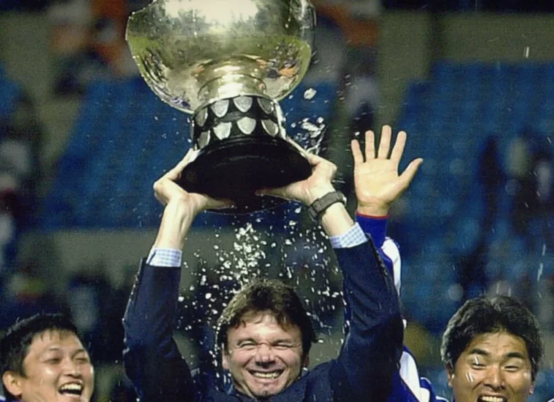 HLV Troussier hiểu Nhật Bản khi từng giúp ĐTQG nước này vô địch Asian Cup.