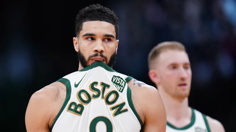 Jayson Tatum nhận lỗi khiến Celtics mất chuỗi thắng