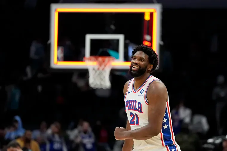 Không thể ngừng ghi điểm, Joel Embiid lập kỷ lục sánh vai huyền thoại NBA