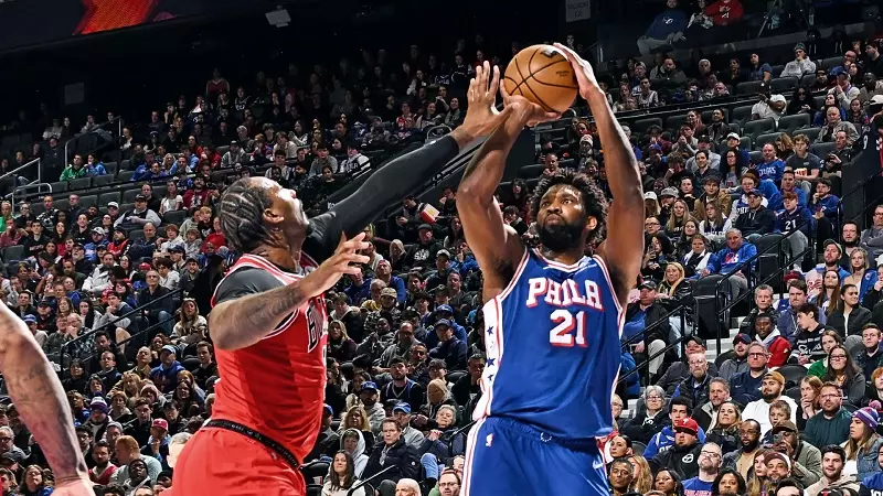 Embiid đưa 76ers đến chiến thắng