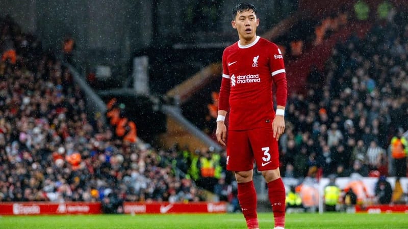 Endo là cầu thủ hay nhất tháng 12 của Liverpool