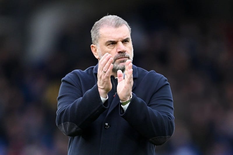 HLV Postecoglou cho rằng VAR khiến Tottenham không thể thắng