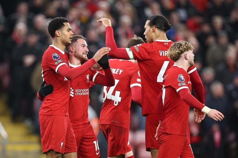 Liverpool hoàn toàn áp đảo Luton.