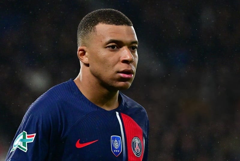 Mbappe vẫn chưa gia hạn hợp đồng với PSG.