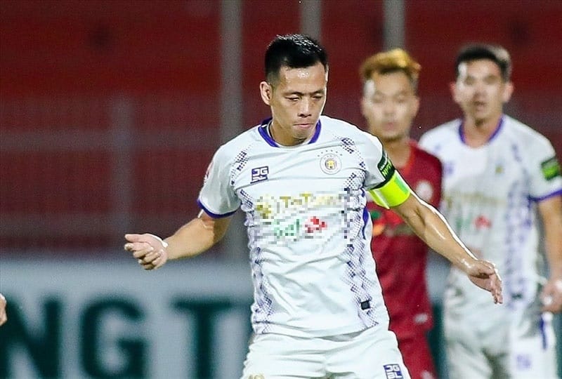 Văn Quyết chia sẻ về án treo giò 8 trận của V-League: ‘Không đúng sự thật’