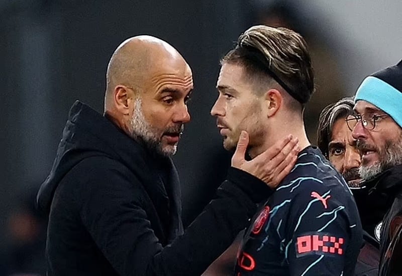 Pep Guardiola toát mồ hôi vì Grealish và Silva