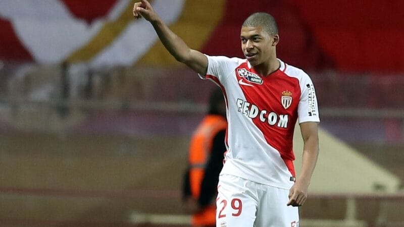 Mbappe thời còn chơi cho Monaco với số áo 29