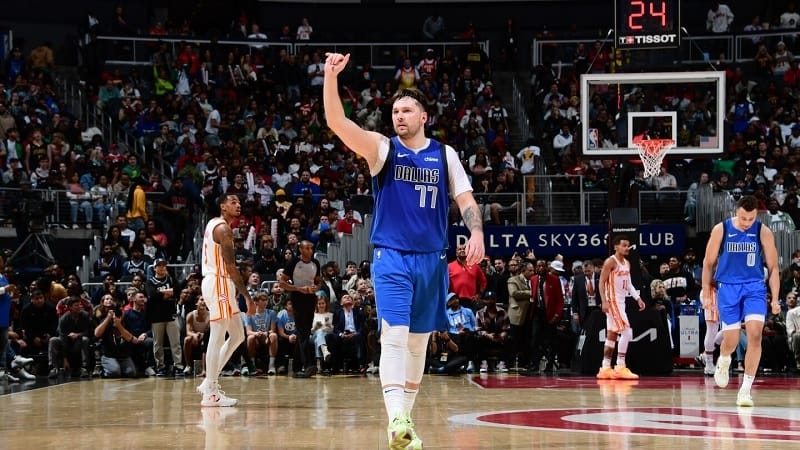 Doncic chói sáng trước Hawks