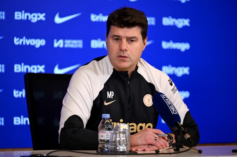 Pochettino phải làm việc với nhiều cầu thủ trẻ