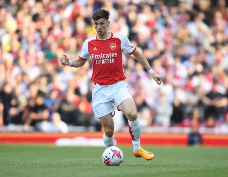 Tierney được Arsenal cho mượn ở mùa giải 2023/24