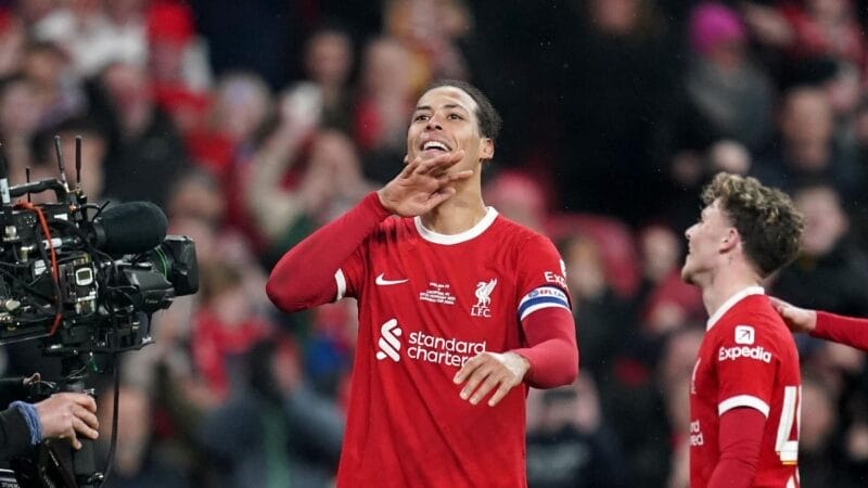 Van Dijk giành Quả Bóng Vàng, tại sao không?