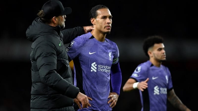 Van Dijk và đồng đội nhận thất bại trước Arsenal