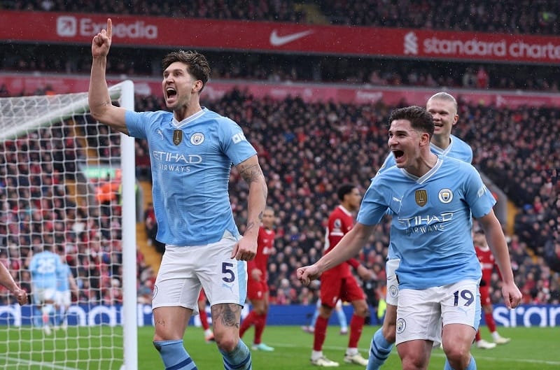 Man City là thách thức đang chờ đợi Arsenal cuối tuần này.