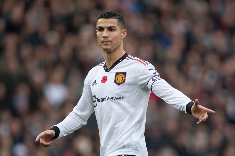 Ronaldo quyết định chia tay Man United sau nhiều vấn đề nội bộ.