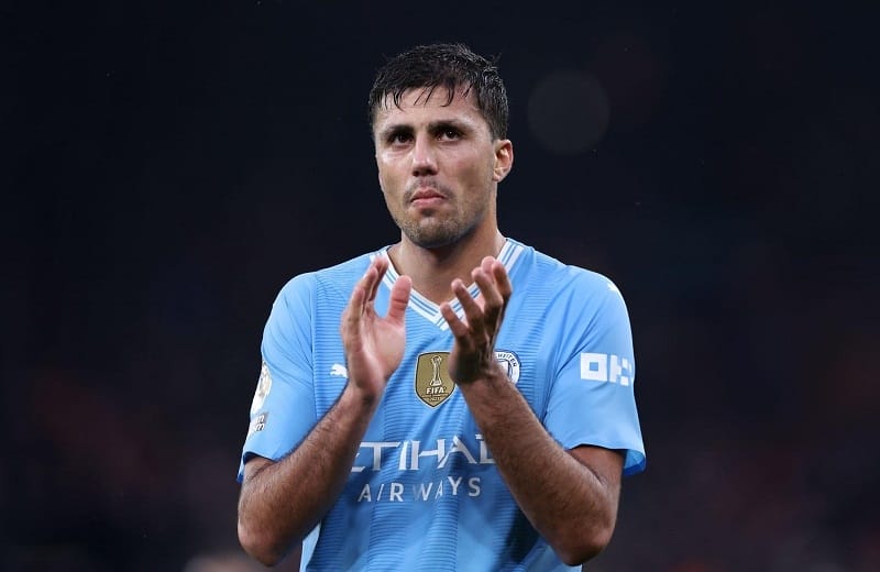 Rodri đánh giá nhịp độ thi đấu của Ngoại hạng Anh nhanh hơn nhiều so với La Liga.