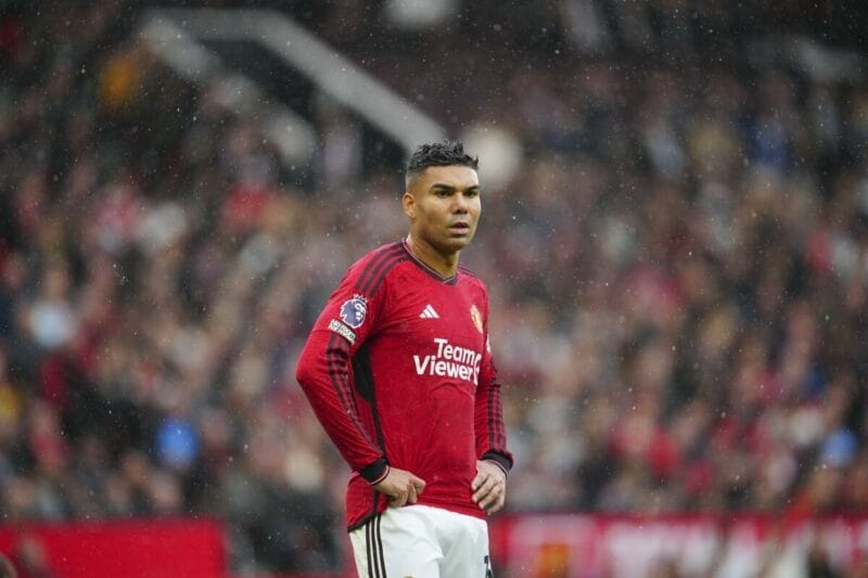 Đỉnh cao của Casemiro đã qua đi