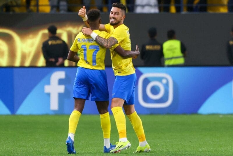 Alex Telles ghi bàn thắng quan trọng cho Al Nassr