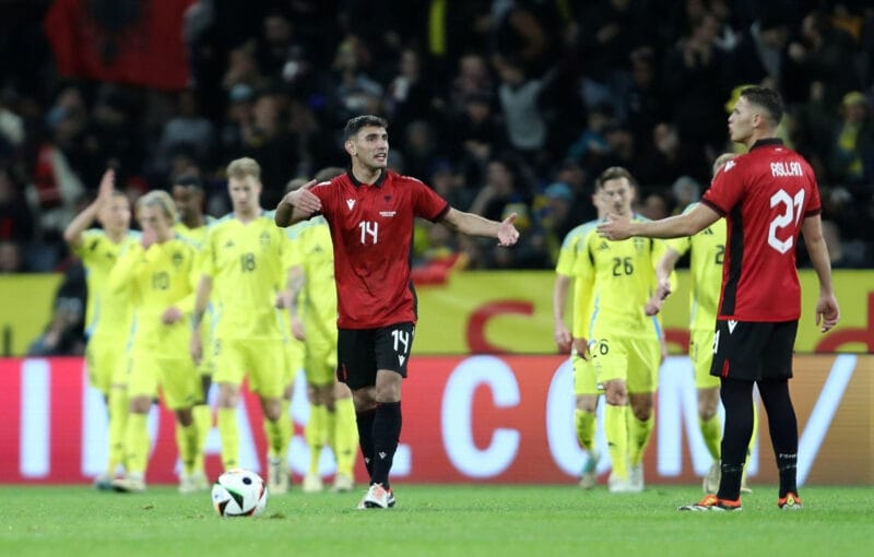 Albania tiếp tục thất bại.