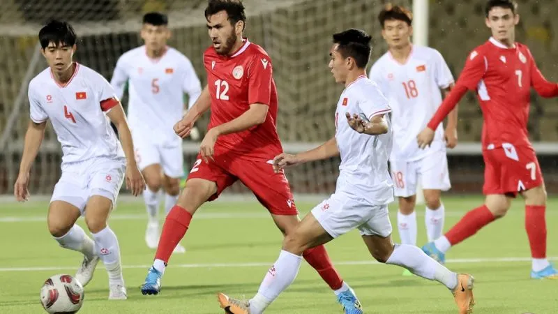 Kết quả bóng đá U23 Tajikistan vs U23 Việt Nam: Bỏ lỡ khó tin, hai đội hòa đáng tiếc