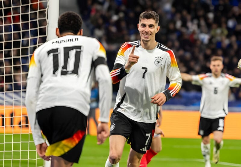 Kai Havertz nhân đôi cách biệt.