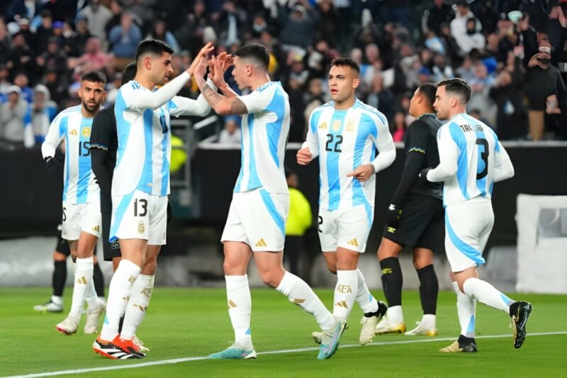 Argentina được dự báo sẽ hủy diệt Costa Rica.