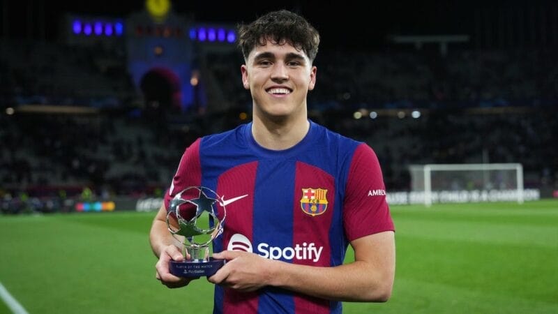 Pau Cubarsi là trung vệ đầy tiềm năng của Barca.