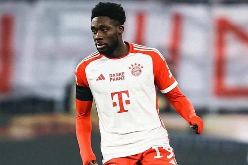 Tương lai Alphonso Davies vẫn chưa rõ ràng.