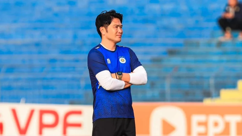 HLV Daiki Iwamasa. Hà Nội FC