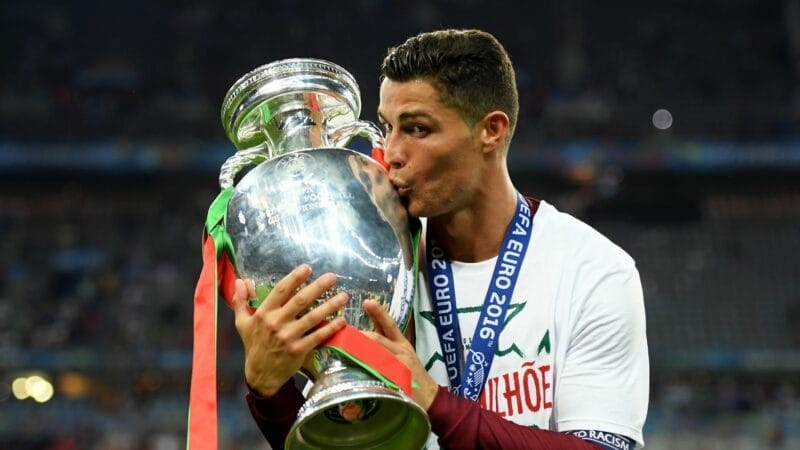 Ronaldo vẫn đang nắm giữ kỷ lục ghi bàn tại Euro với 12 pha lập công 