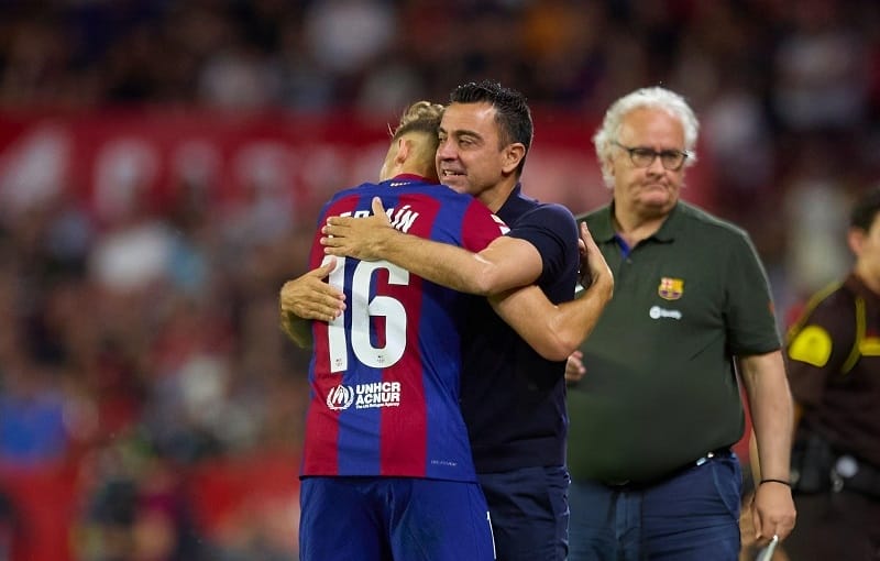 HLV Xavi chia tay Barcelona bằng một chiến thắng.