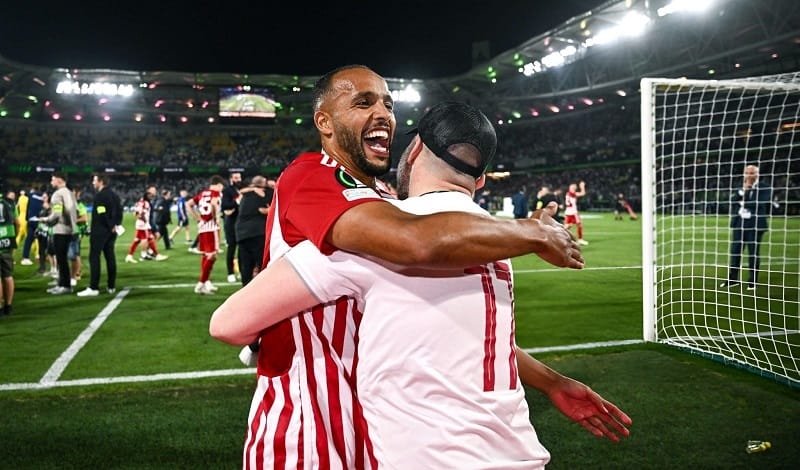 Ayoub El Kaabi ghi bàn thắng ấn định tỷ số 1-0 cho Olympiacos.