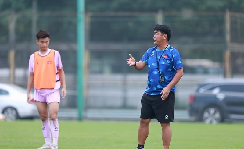 Trần Minh Chiến sẽ làm HLV trưởng U16 Việt Nam (Ảnh: VFF).