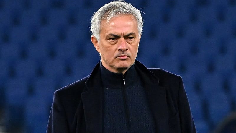 Mourinho chuẩn bị tái xuất