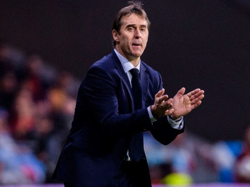 HLV Julen Lopetegui từ chối tới Bayern Munich.