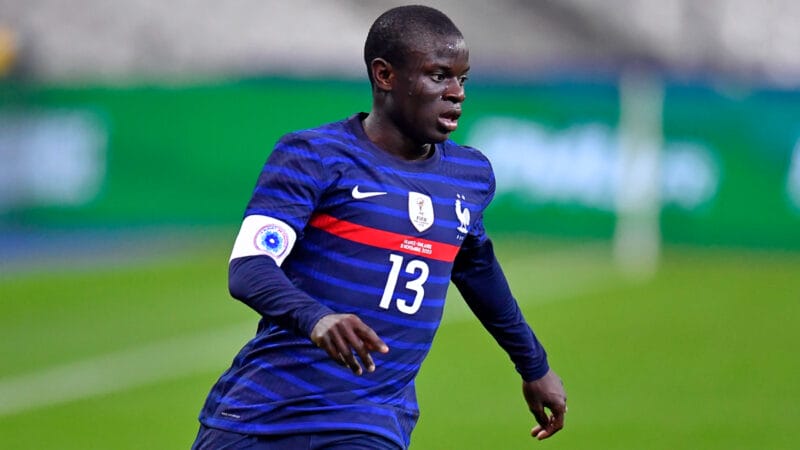 Ông Didier Deschamp tin tưởng kinh nghiệm của Kante.