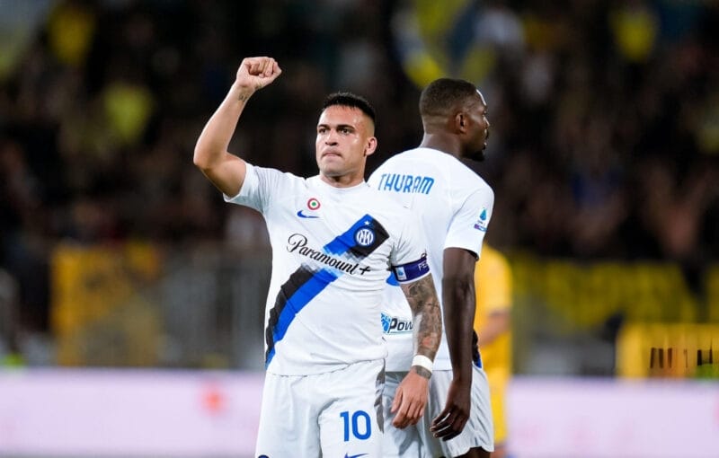 Hàng công Inter Milan phô diễn sức mạnh.