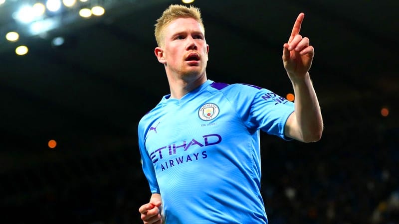 Kevin De Bruyne ăn mừng