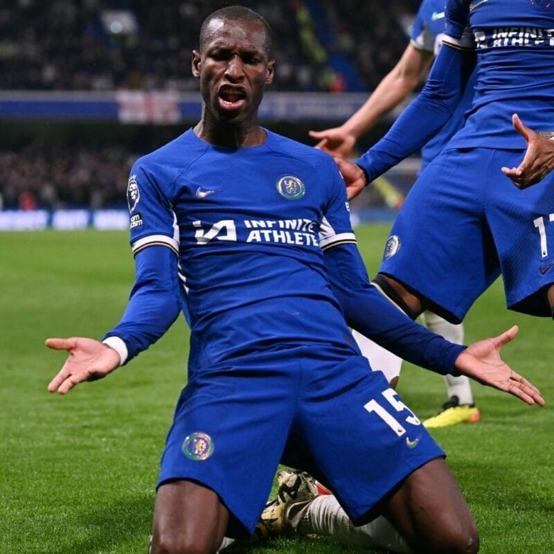 Nicolas Jackson cân bằng thành tích với Drogba ở mùa đầu tiên.