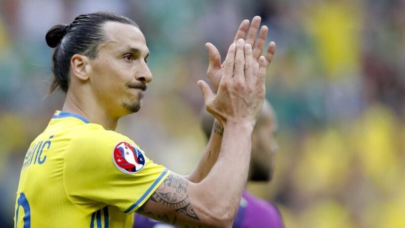 Ibrahimovic chơi cho Thụy Điển ở Euro 2016
