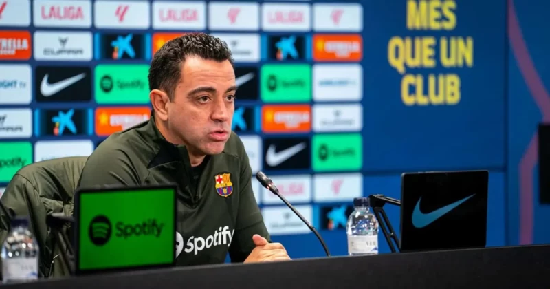 Phát biểu của HLV Xavi khiến Ban lãnh đạo Barcelona không hài lòng.