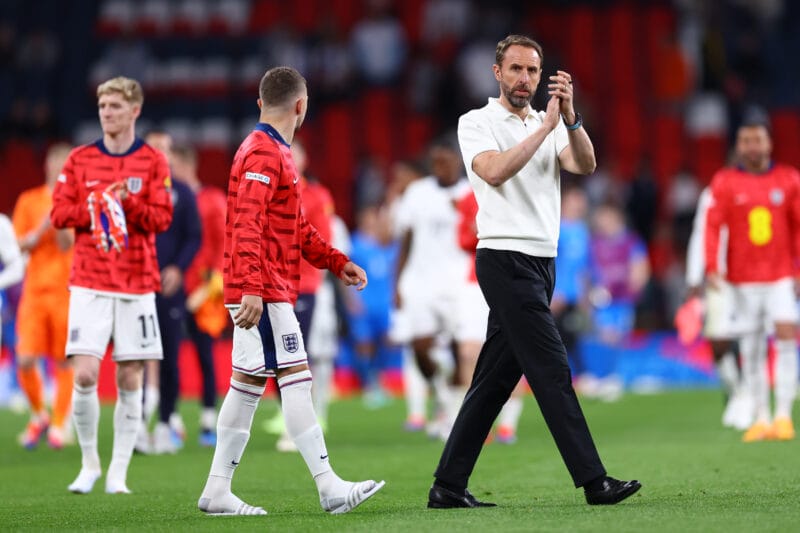 HLV Southgate không vui khi ĐT Anh thua ở trận giao hữu trước Euro 2024.