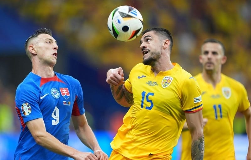 Kết quả bóng đá Slovakia vs Romania: Dắt tay nhau đi tiếp, bất ngờ đội đầu bảng