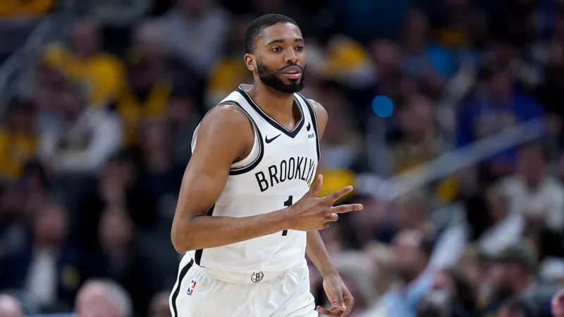 Mikal Bridges thi đấu đủ 82 trận cho Nets ở mùa 2023/24