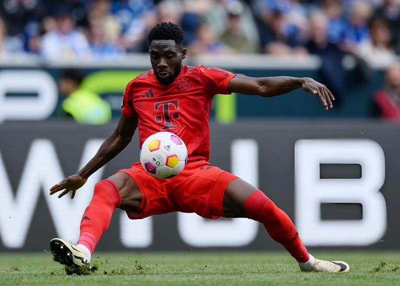 Alphonso Davies là mục tiêu mà Real Madrid đã theo dõi từ mùa trước.