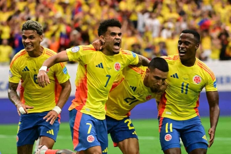 Colombia liên tục ghi bàn.