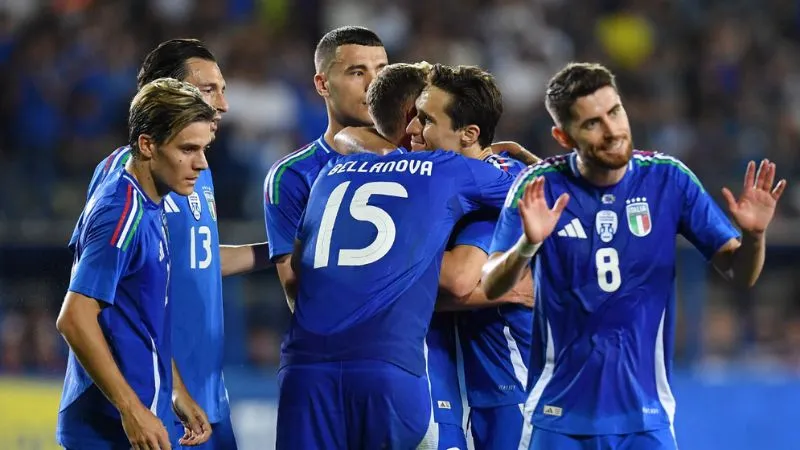 Kết quả bóng đá Ý vs Bosnia: Đội khách đá rắn, ĐKVĐ Euro nhọc nhằn giành chiến thắng