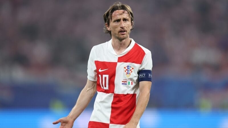 Luka Modric đã gần 40 tuổi