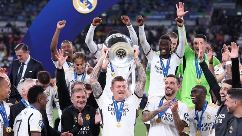 Kroos vô địch Champions League.