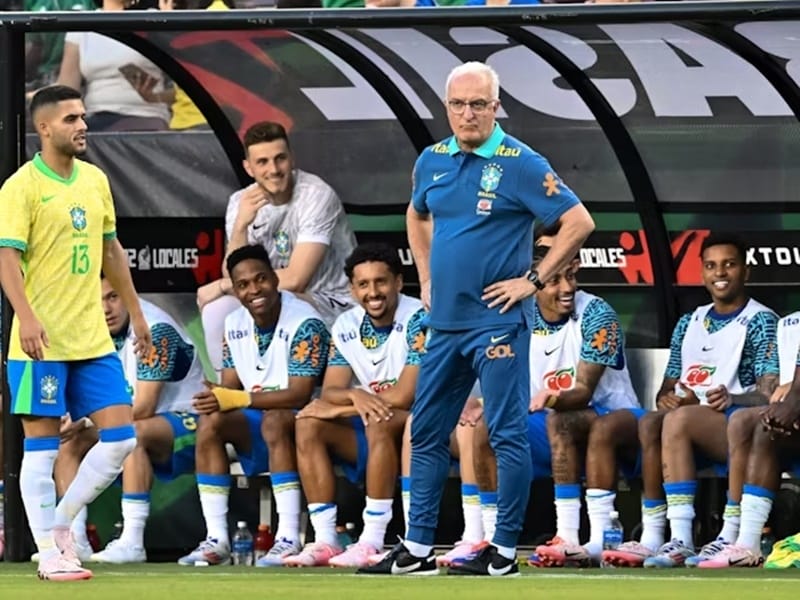 Tân HLV đang lèo lái Brazil đi đúng hướng.