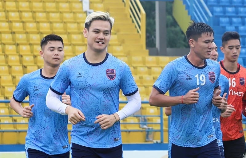 Bình Dương đang có một mùa hè đầy biến động (Ảnh: Becamex Binh Duong FC).